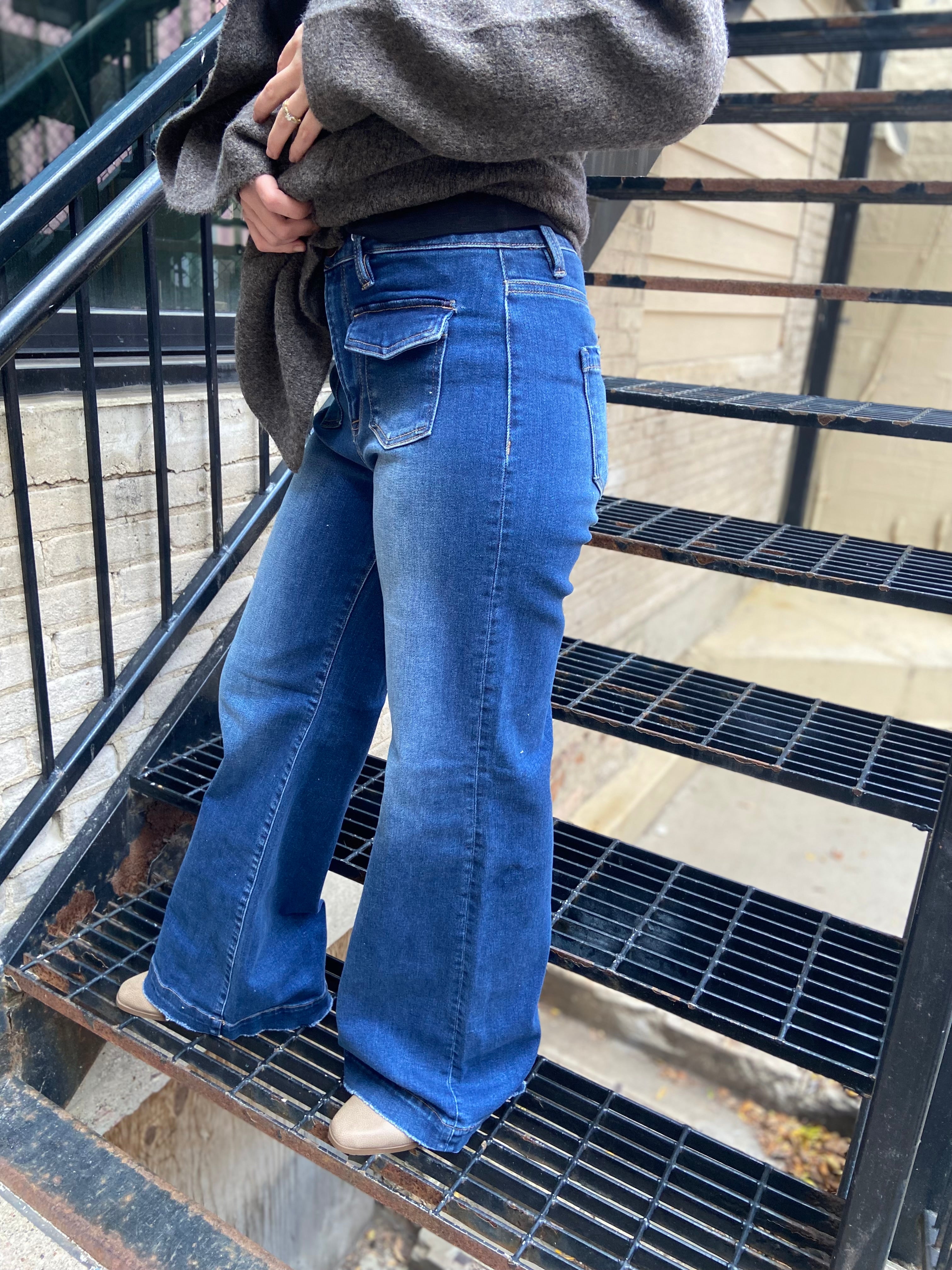 Tris Dark High Rise Wide Leg Risen Jeans