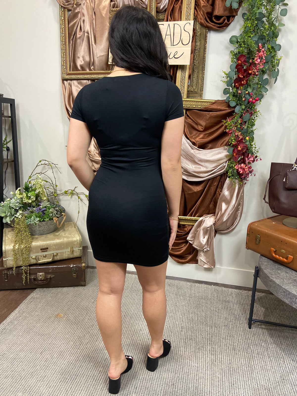 Kathrine Black Short Sleeve Knit Mini Dress