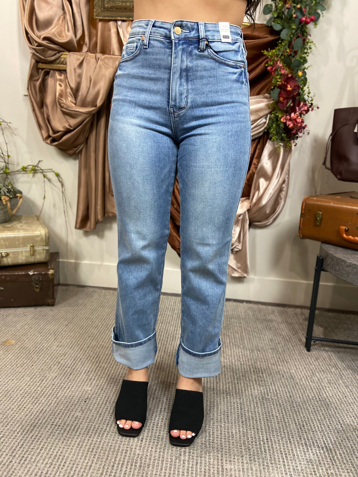 Lacey Medium Wash Judy Blue