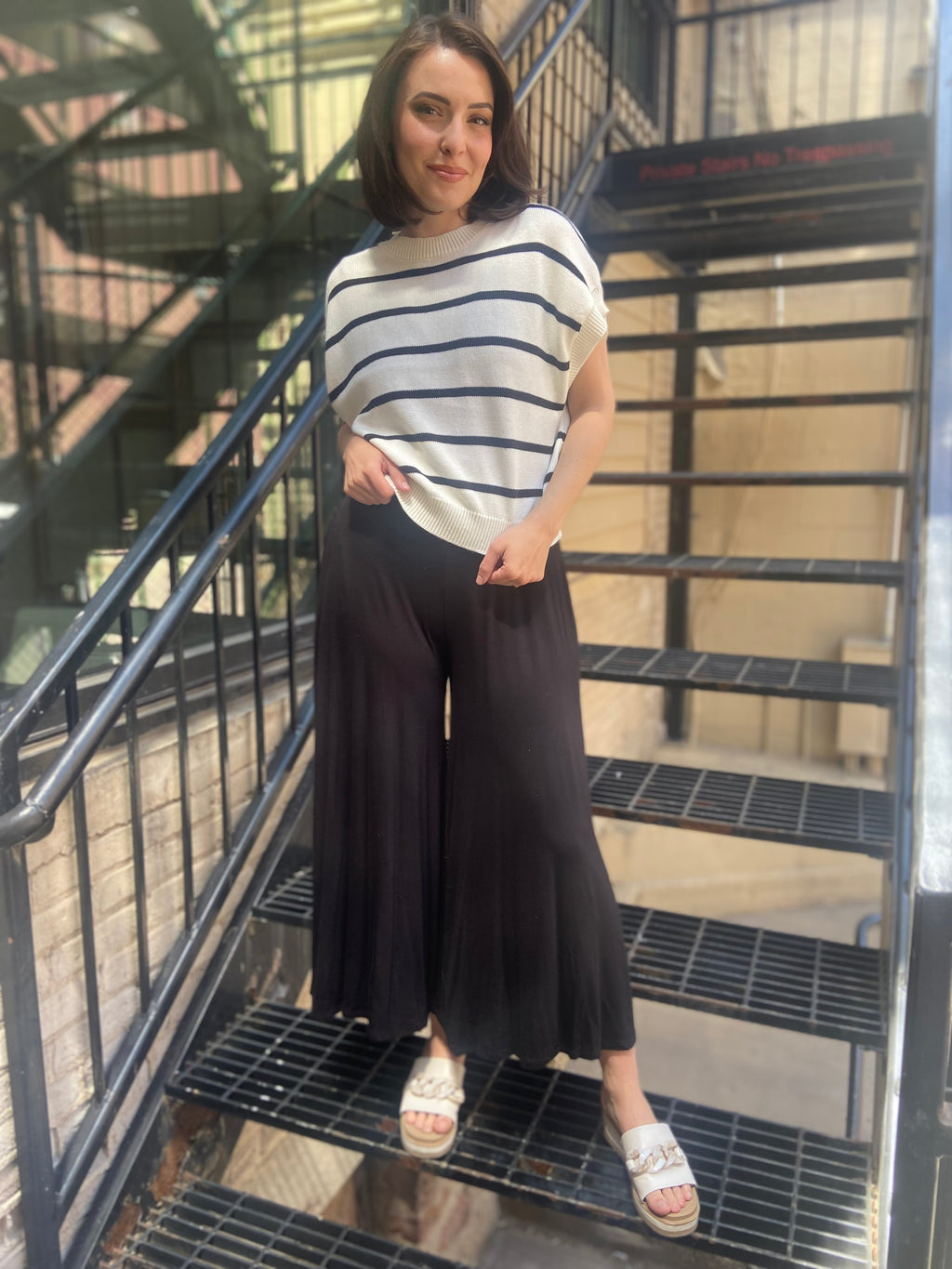 Calla Black & White Sleeveless Sweater Vest - MK Threads Boutique