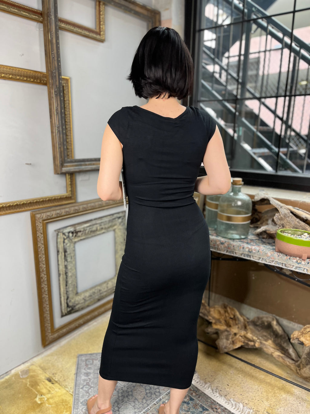 Jolie Black Short Sleeve T-Shirt Midi Dress