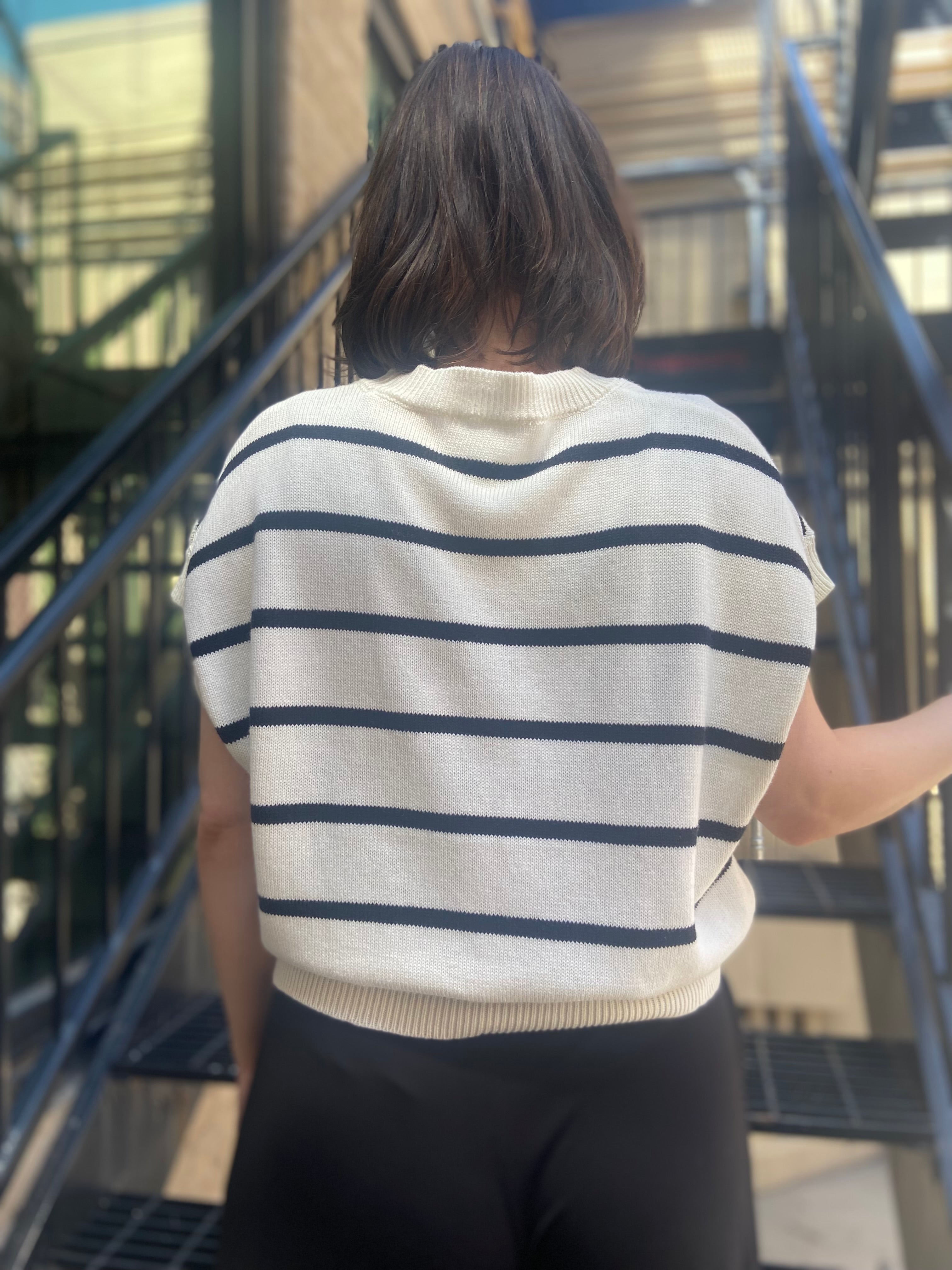 Calla Black & White Sleeveless Sweater Vest - MK Threads Boutique