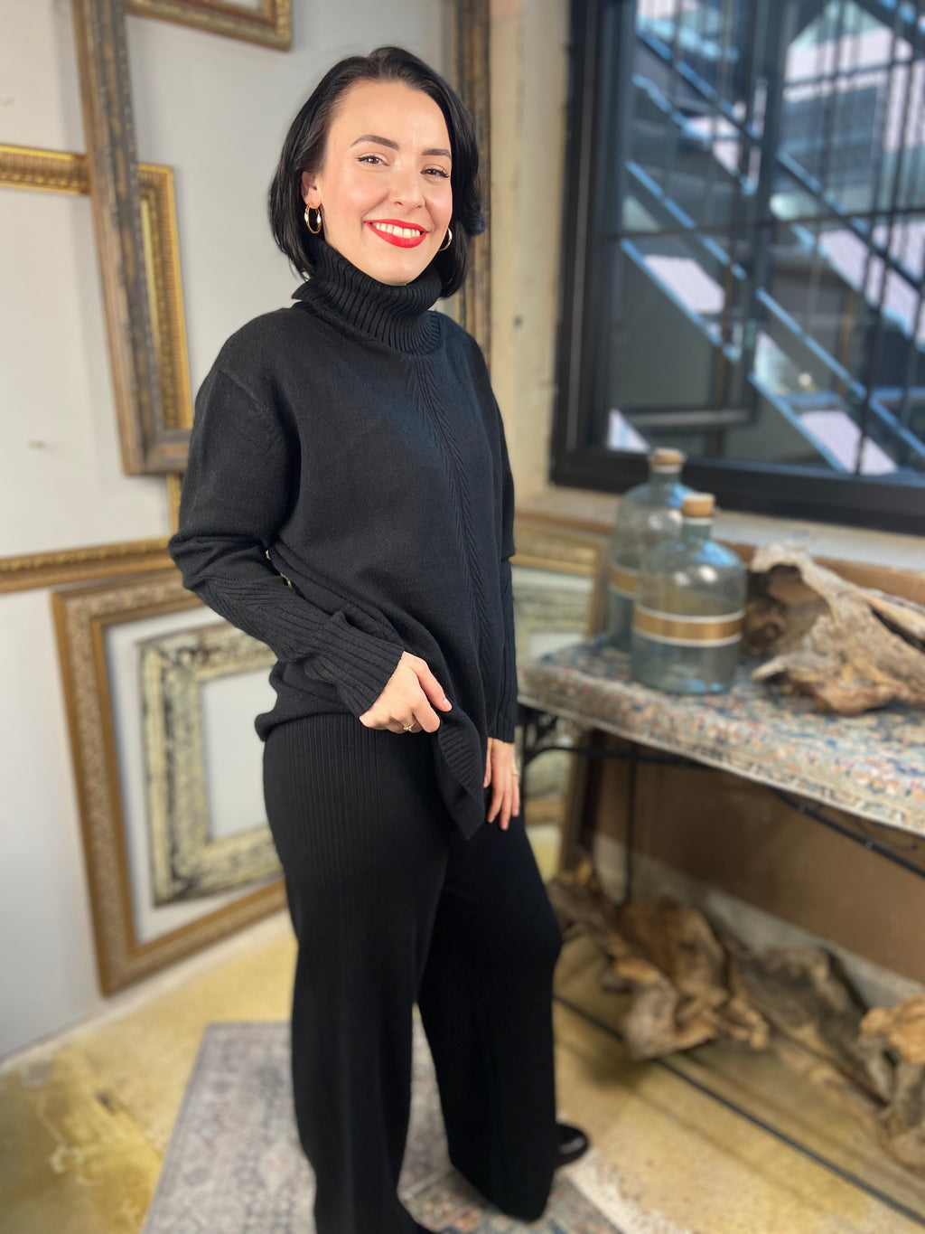 Lau Black Wide Leg Pants