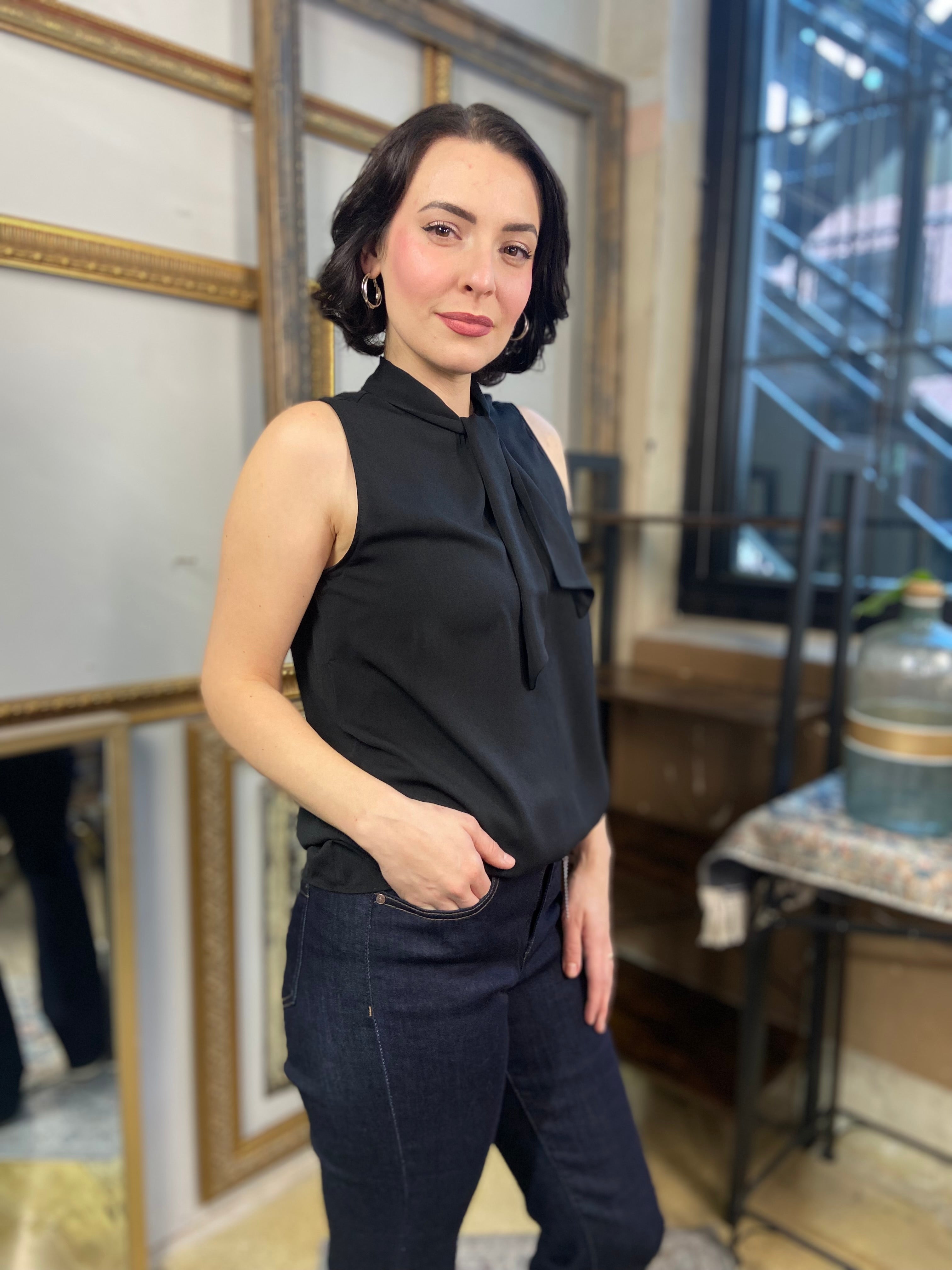 KiKi Black Sleeveless Neck Tie Blouse