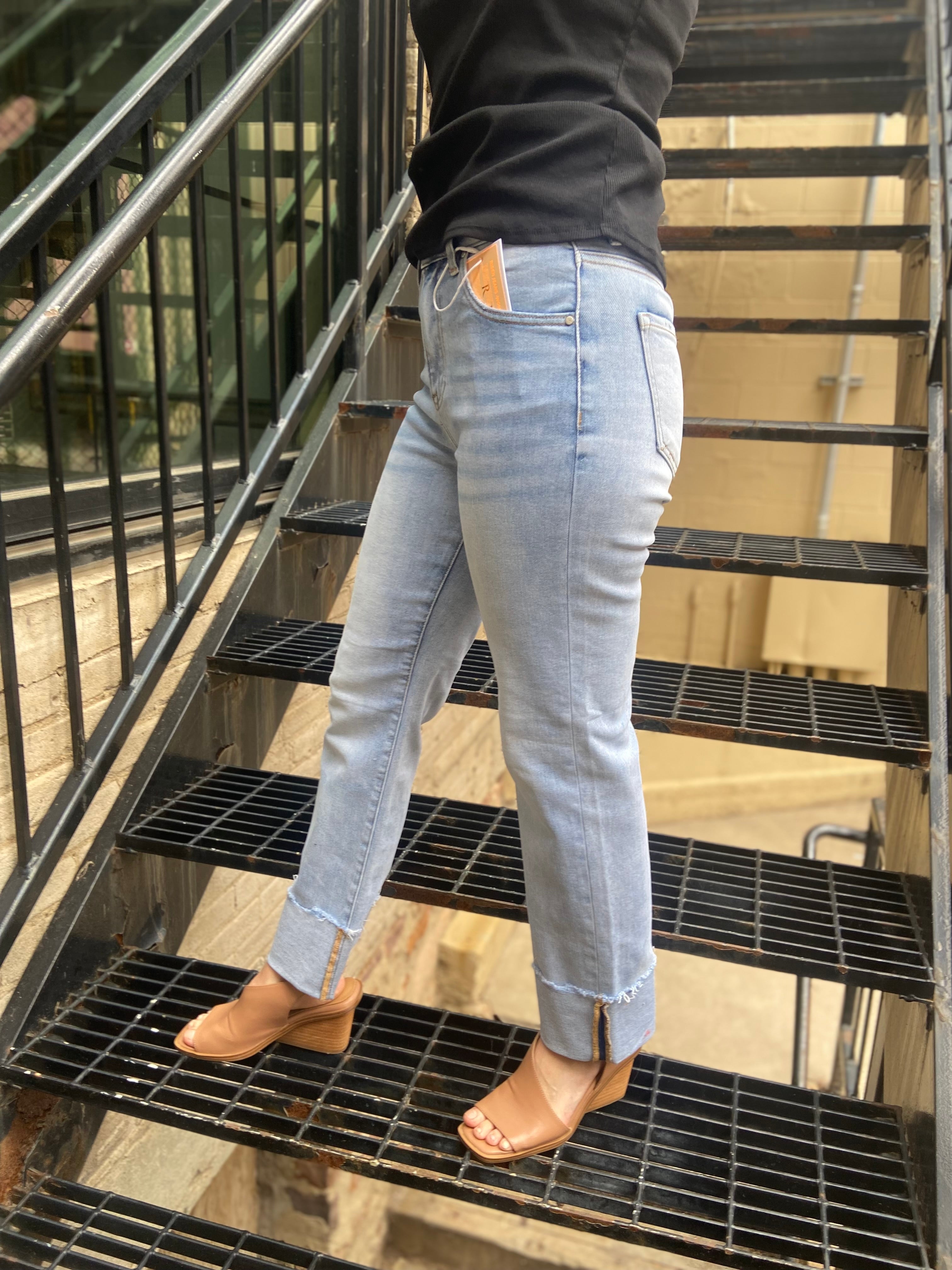 Stella Light Wash Straight Leg Risen Jeans