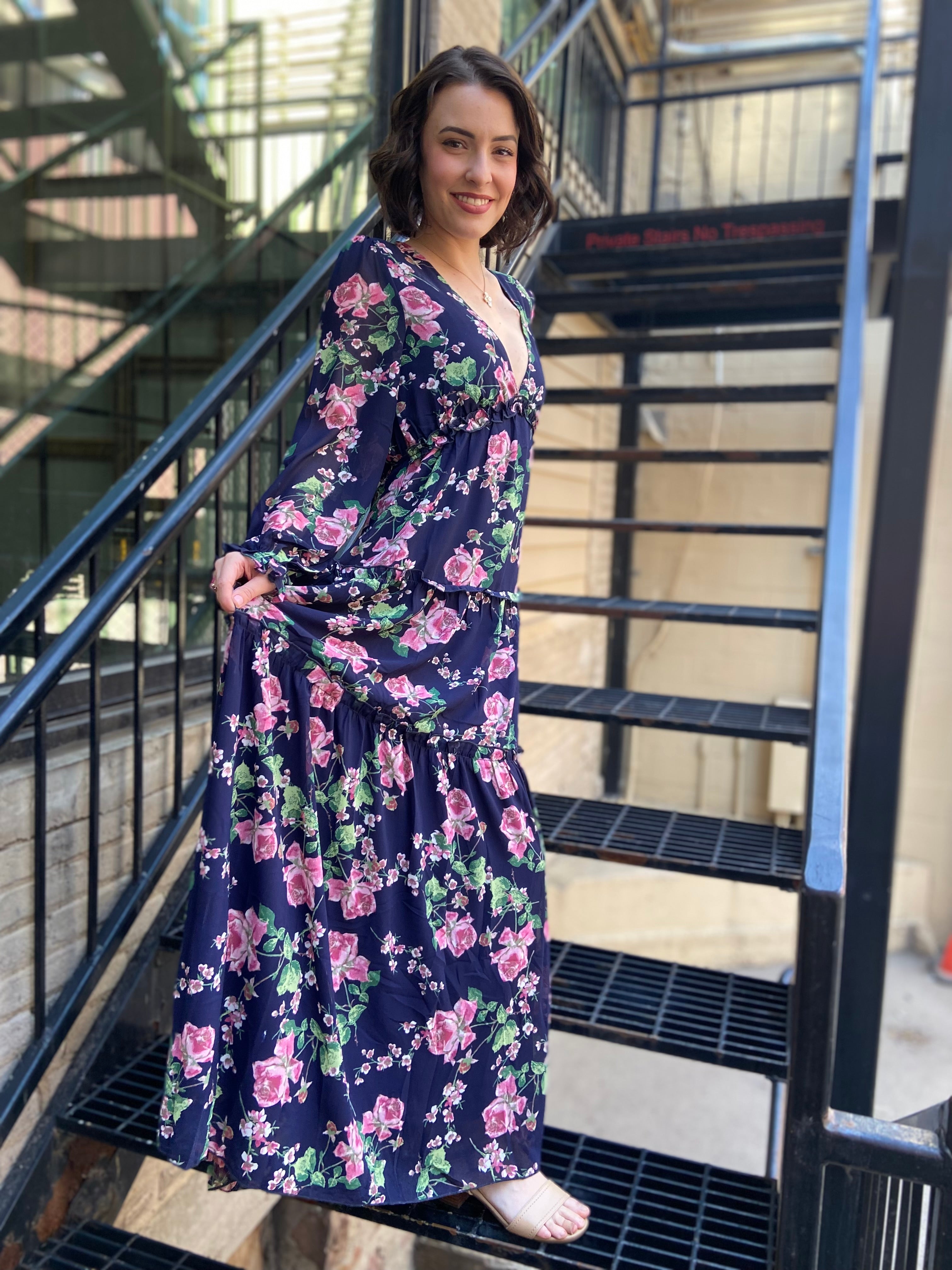 Marky Navy Blue V-Neck Long Sleeve Maxi Dress