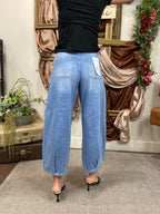 Carrie Medium Wash Cropped Barrel Risen Jeans