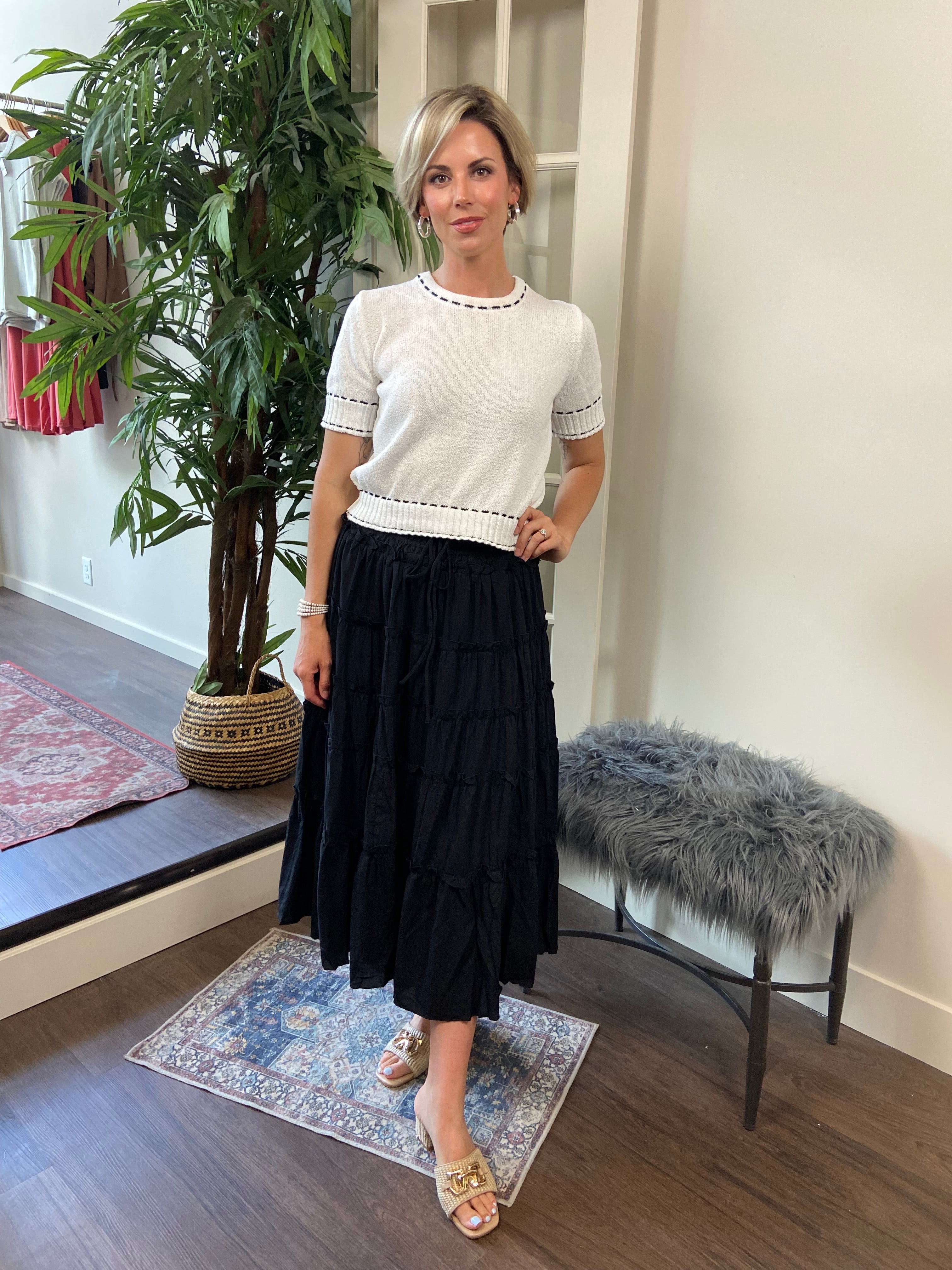 Emmy White And Black Stitching Short Sleeve Top - MK Threads Boutique