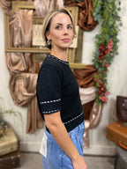 Emmy Black And White Stitching Short Sleeve Top