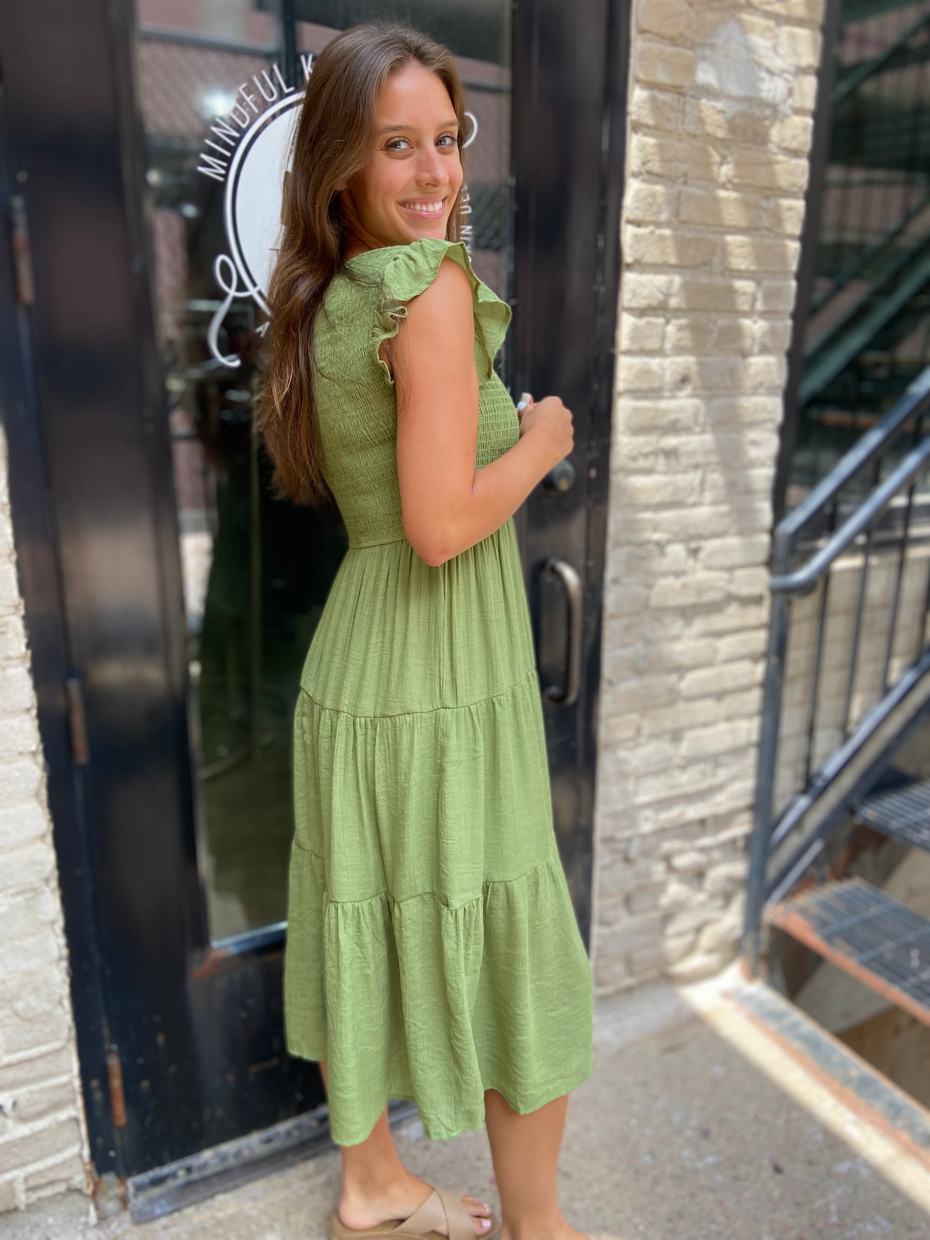 Stella Green Plus Smocked Midi Dress