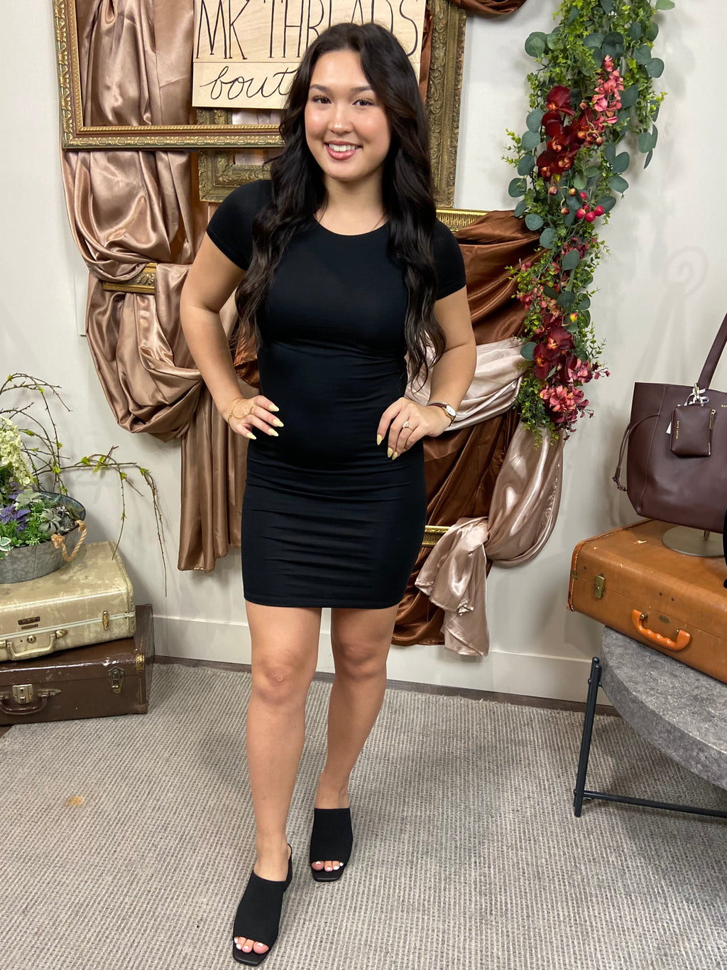 Kathrine Black Short Sleeve Knit Mini Dress