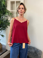 Asha Wine Scalloped V Neck Tank Top - MK Threads Boutique