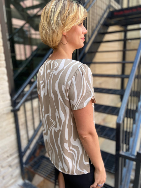 Kalinda Taupe Abstract Short Sleeve Top