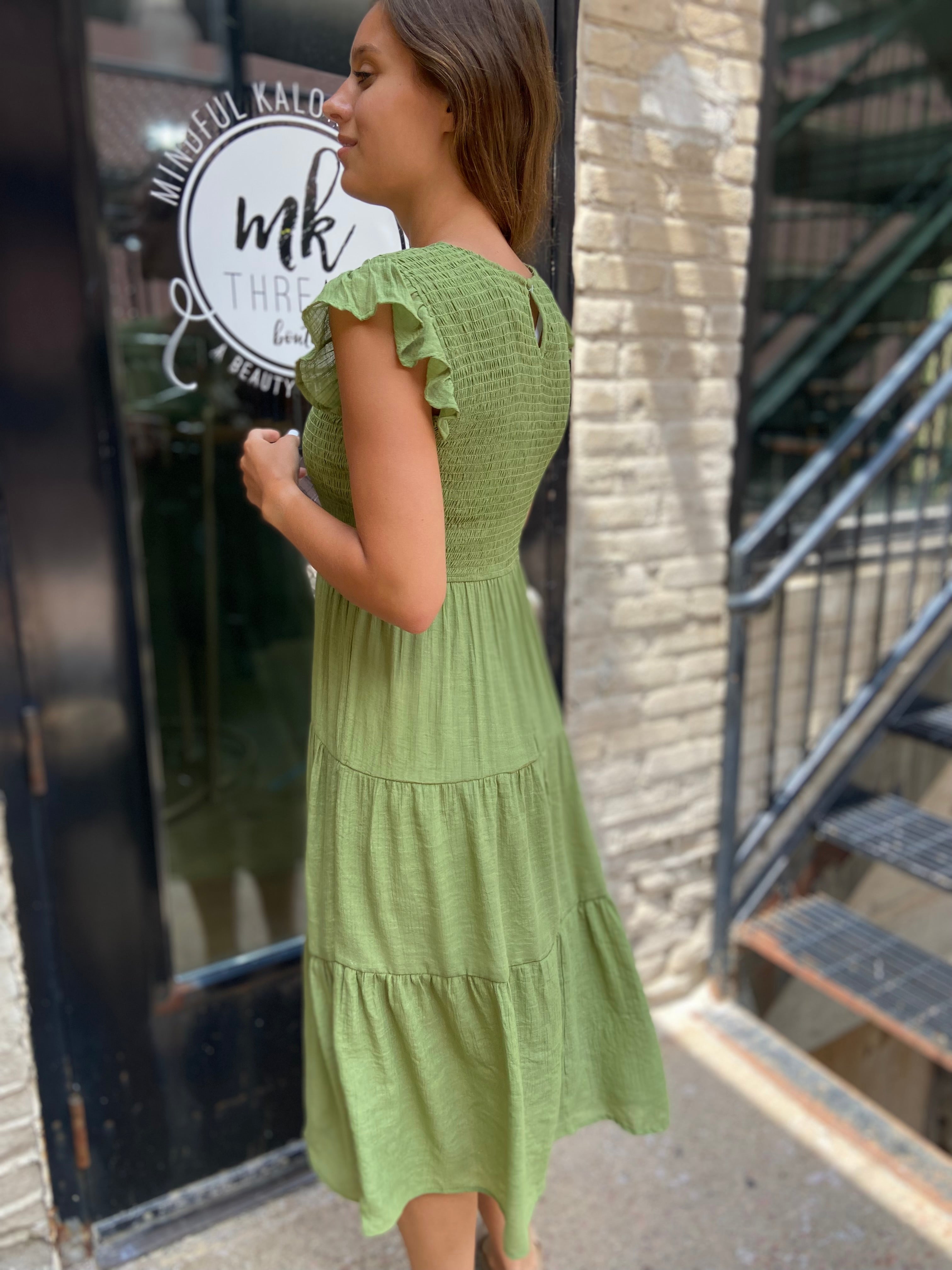 Stella Green Plus Smocked Midi Dress