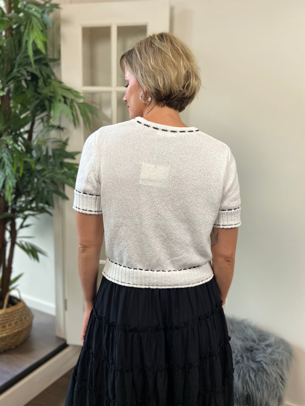 Emmy White And Black Stitching Short Sleeve Top - MK Threads Boutique