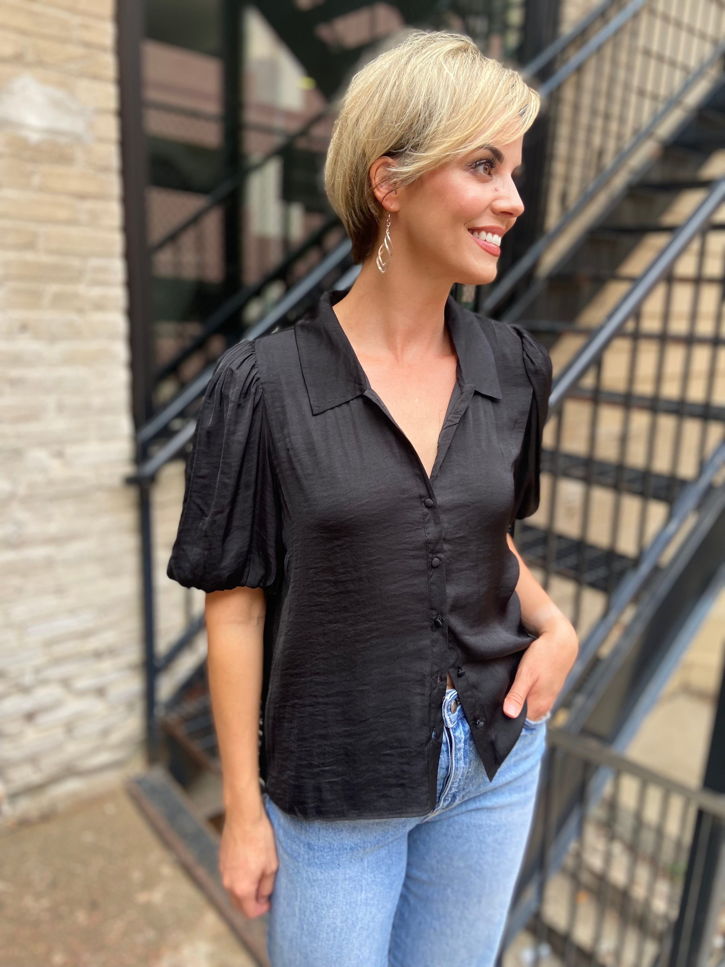 Jack Black Bubble Sleeve Short Sleeve Blouse