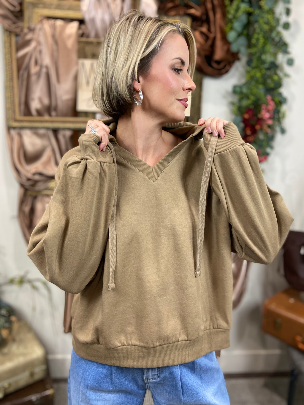 Ashley Mocha Risen Crewneck
