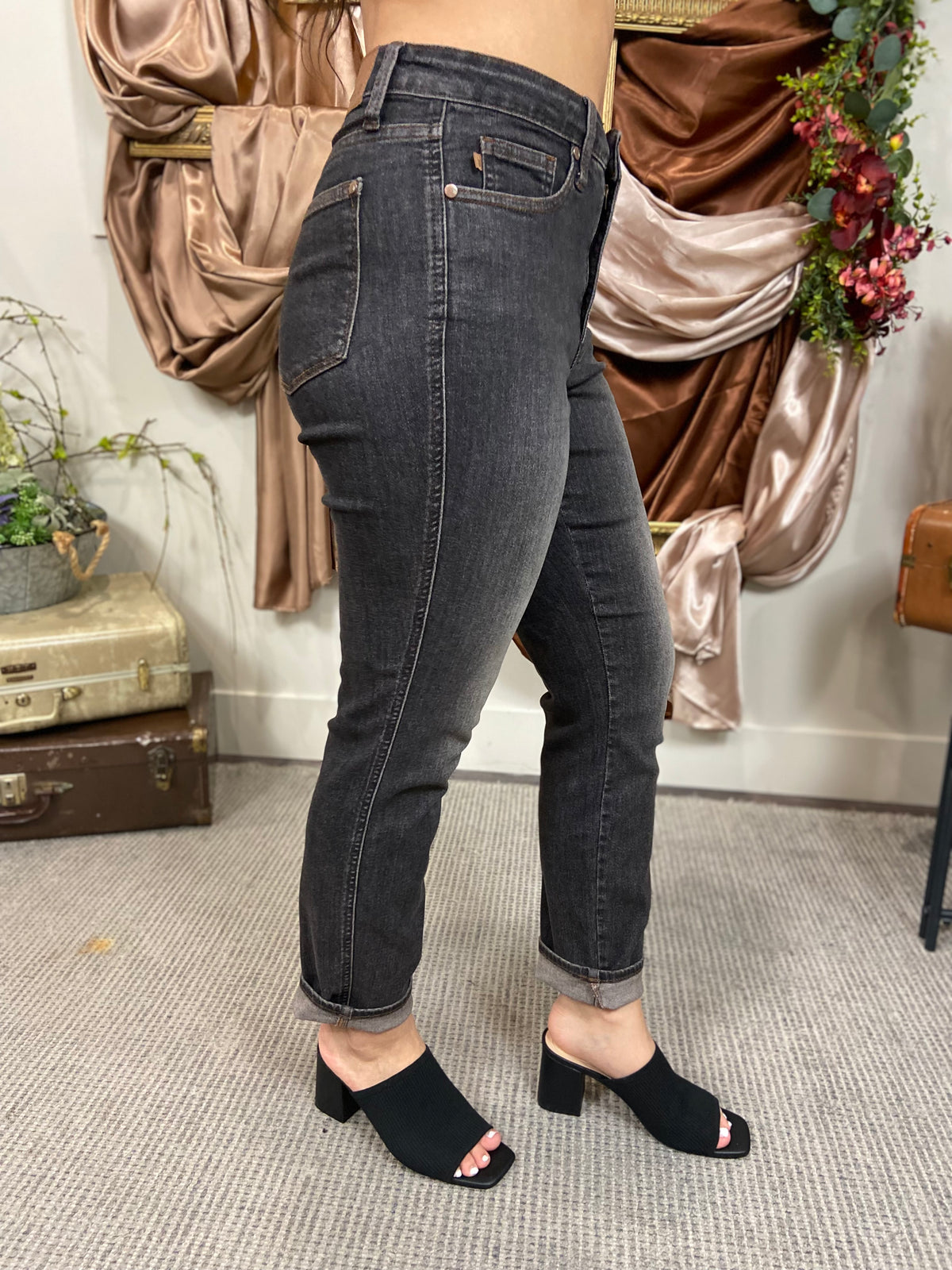 Jenna Black Slim Judy Blue Jeans