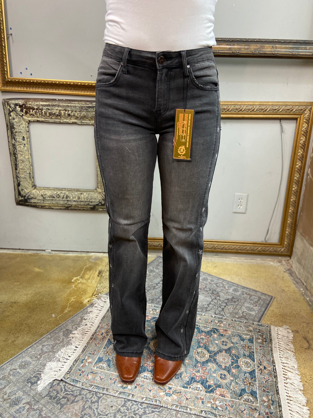 Anez Black Star Straight Leg Risen Jeans