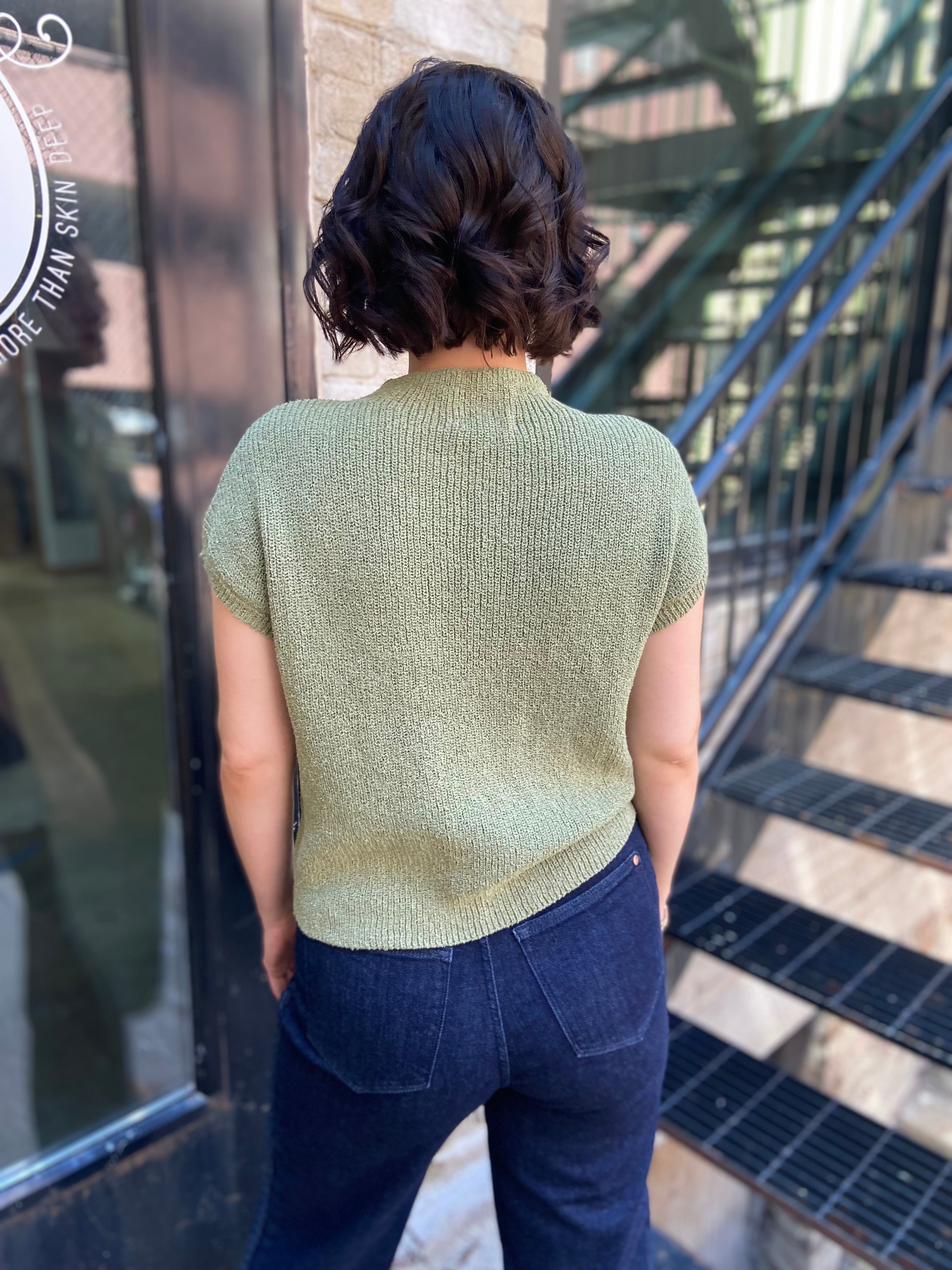 Ava Olive Short Sleeve Pocket Top
