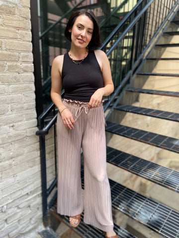 Charlie Light Coco Pleated Pants