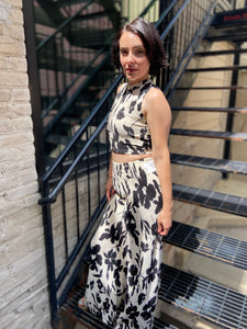 Nali Black Floral Crinkle Lounge Set