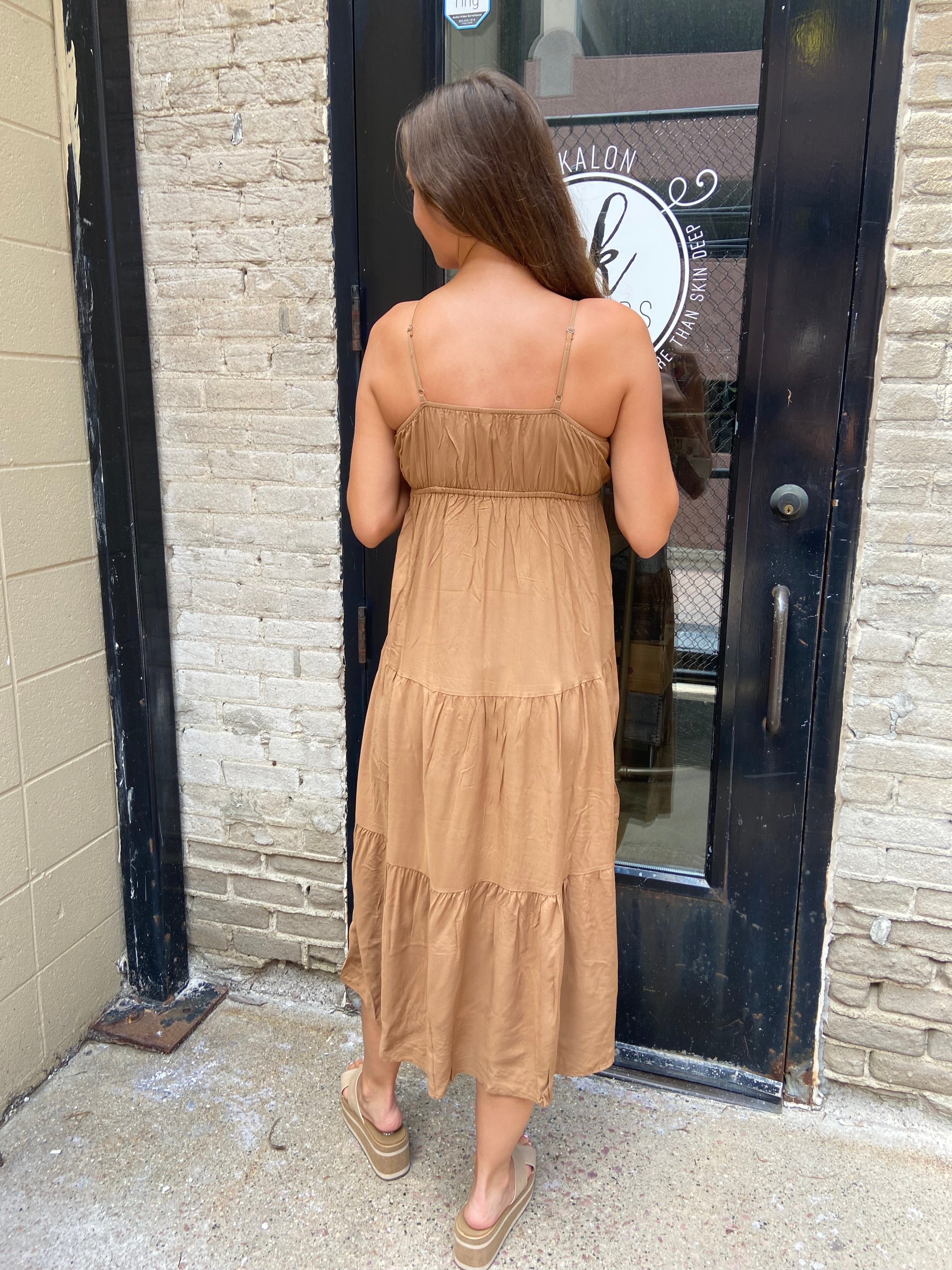 Keelie Camel Tiered Midi Dress