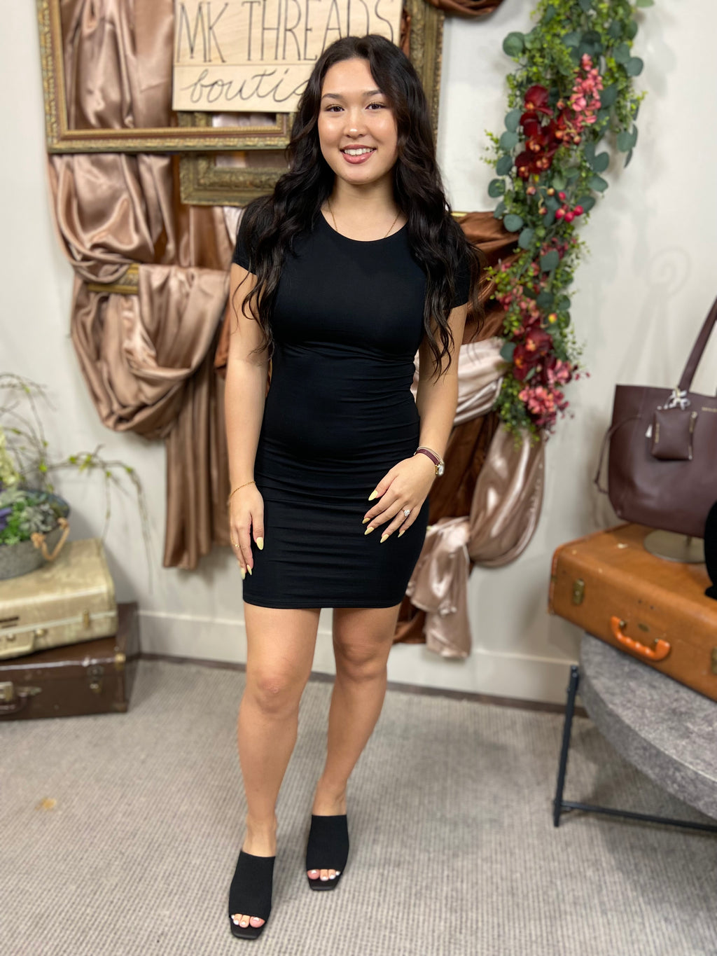 Kathrine Black Short Sleeve Knit Mini Dress