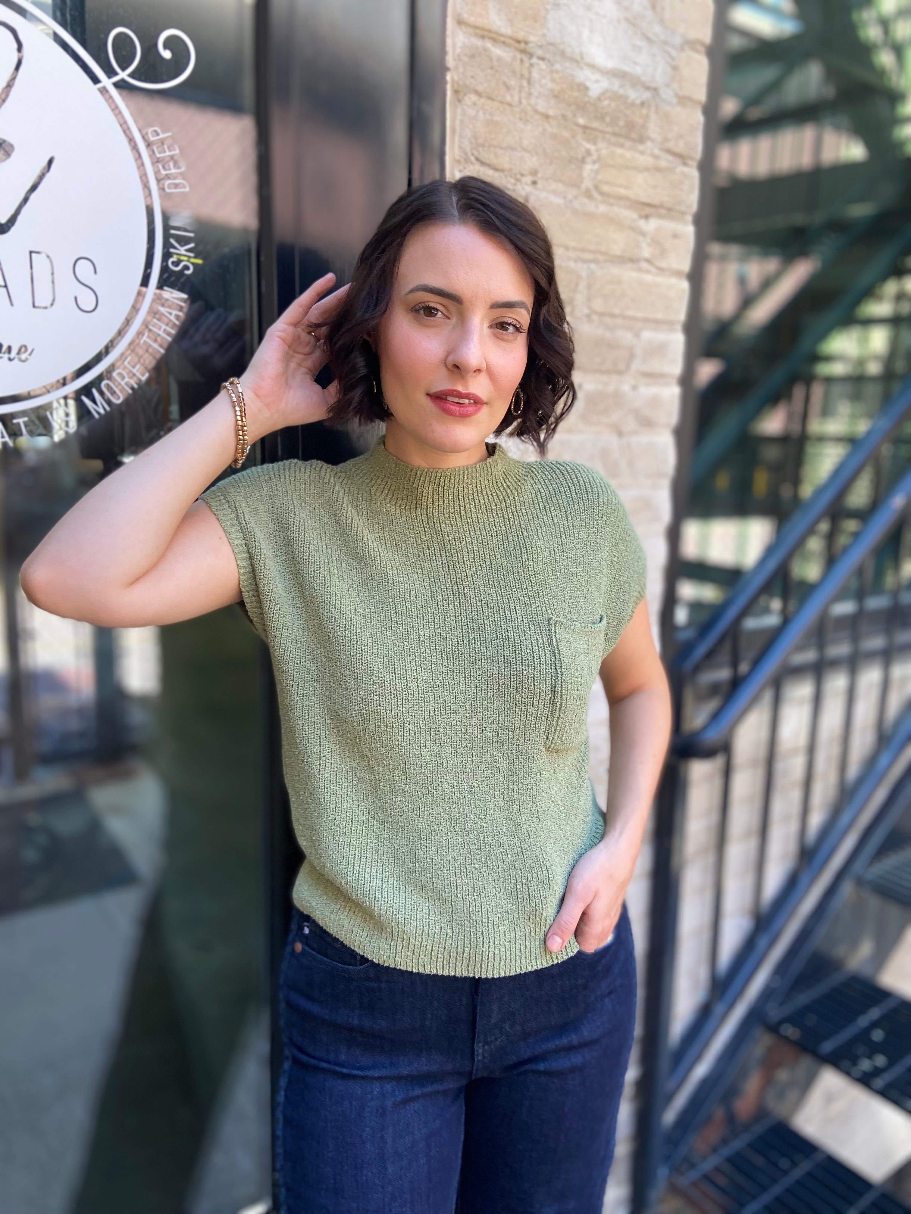 Ava Olive Short Sleeve Pocket Top