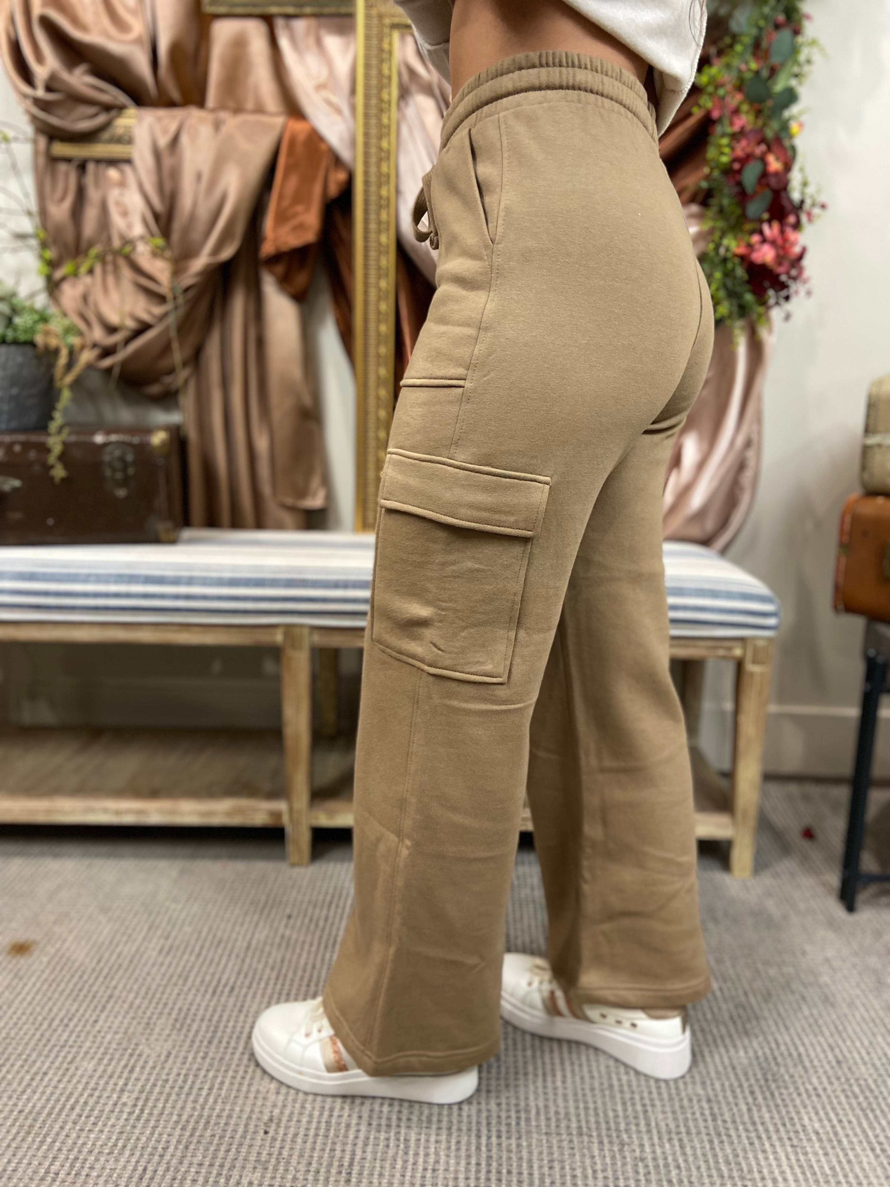 Perry Mocha Cargo Wide Leg Risen Sweat Pants