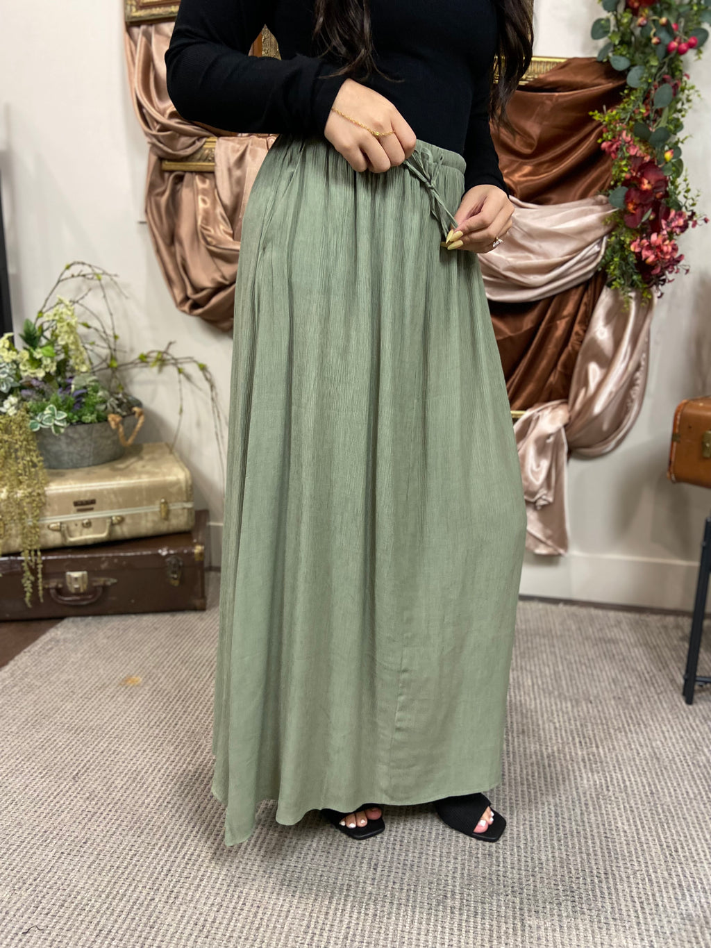 Yana Olive Woven Midi Skirt