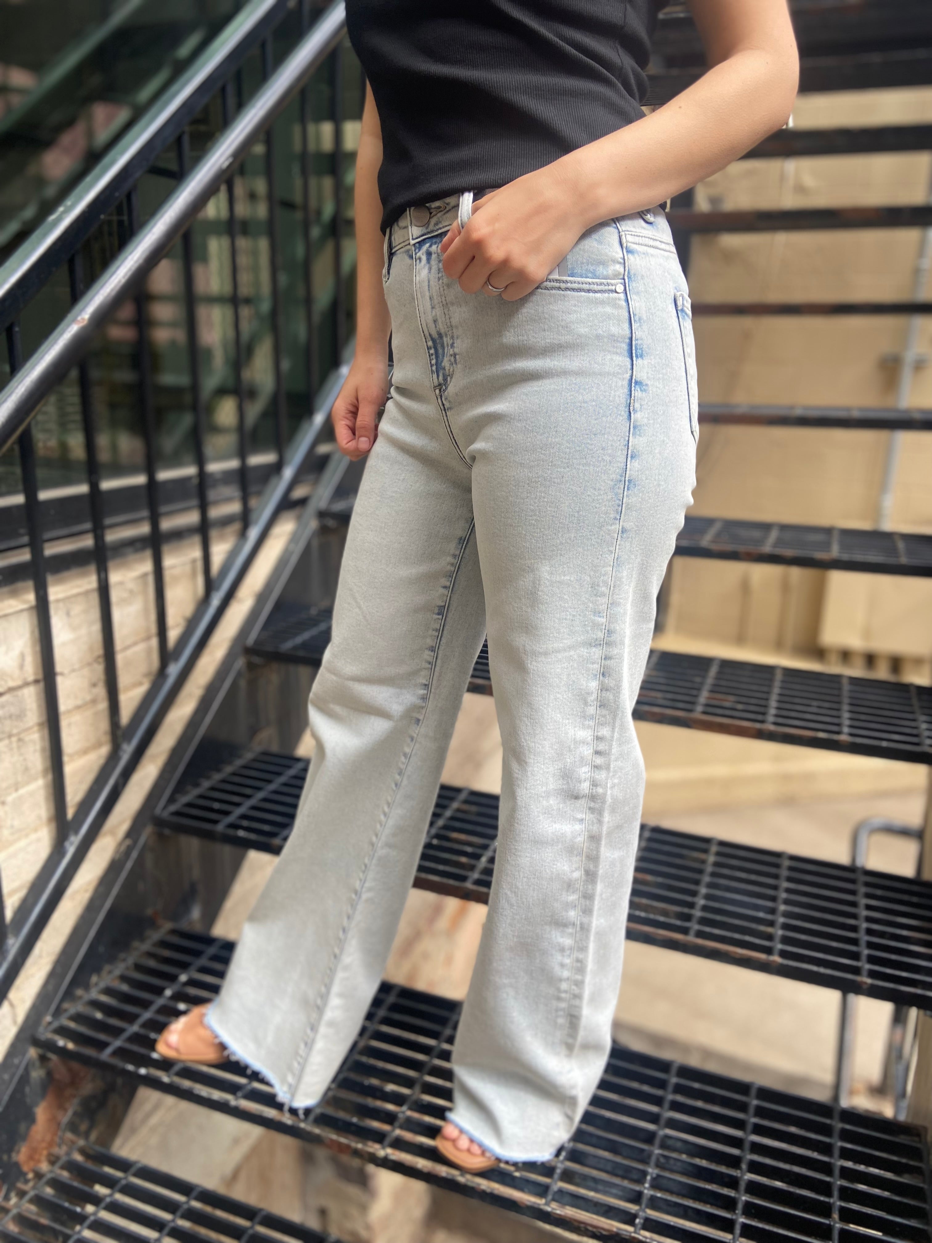 Stan Light Wash High Waisted Wide Leg Risen Jeans