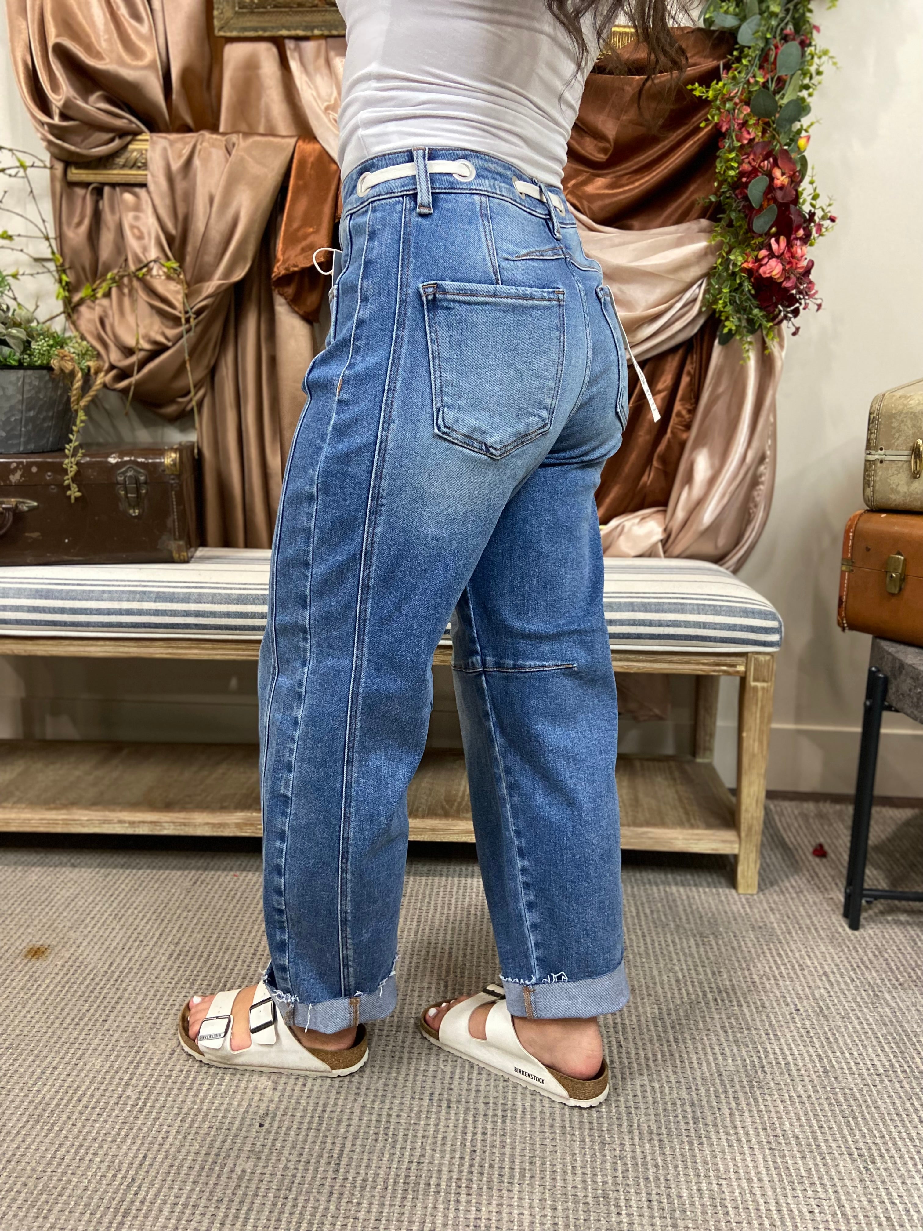 Katy Medium Barrel Drawstring Jeans