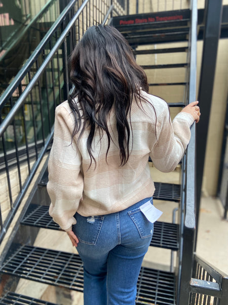 Back view of a taupe & ivory plaid cropped shacket