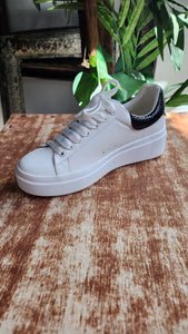 Evodia White Lace Up Sneaker